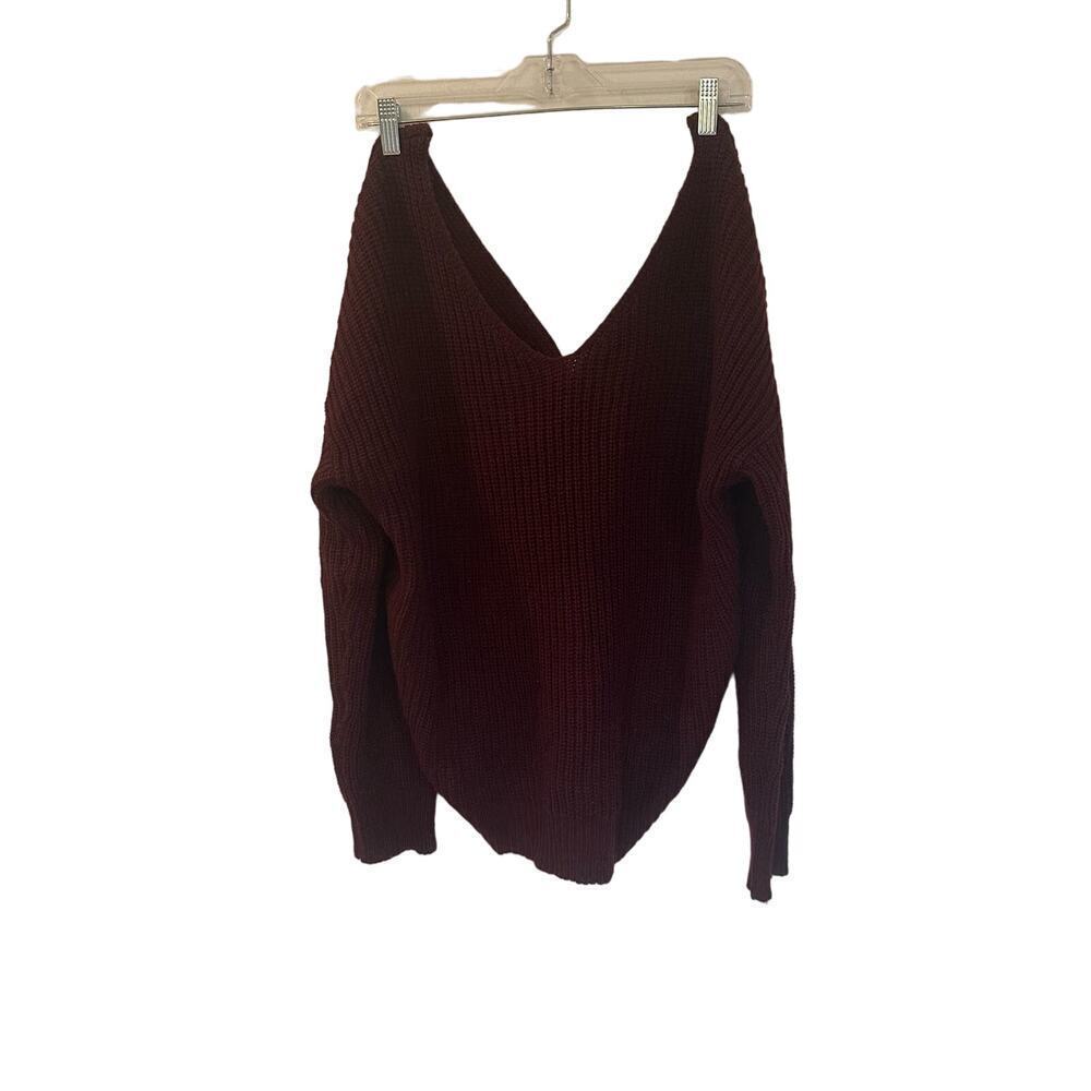 Love Tree Twisted Back Off the shoulder sweater sz M Burgundy Open Back sweater